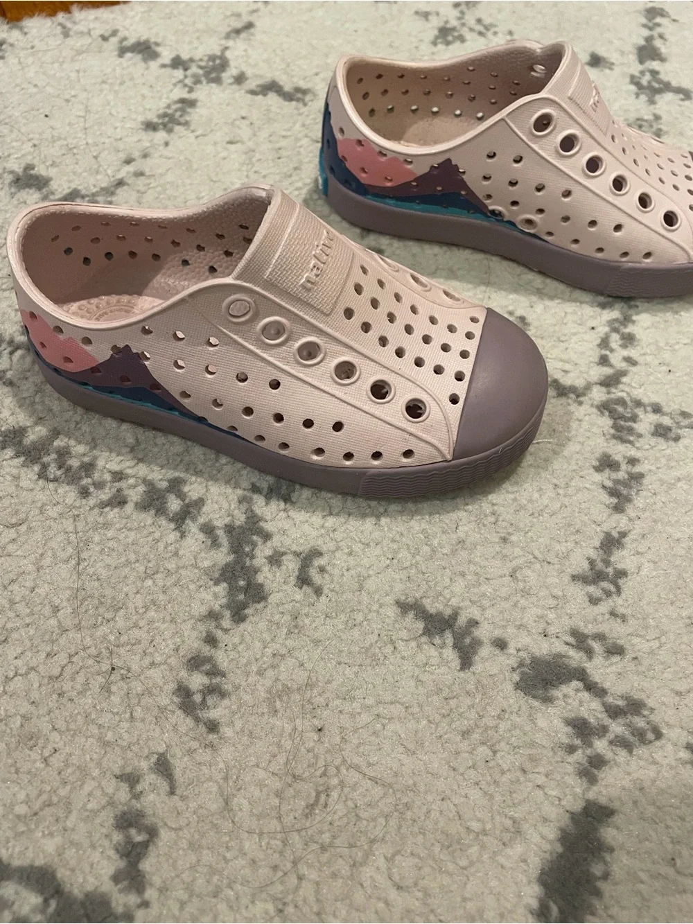 Native Jefferson Slip-Ons in Light Pink with Purple Toe